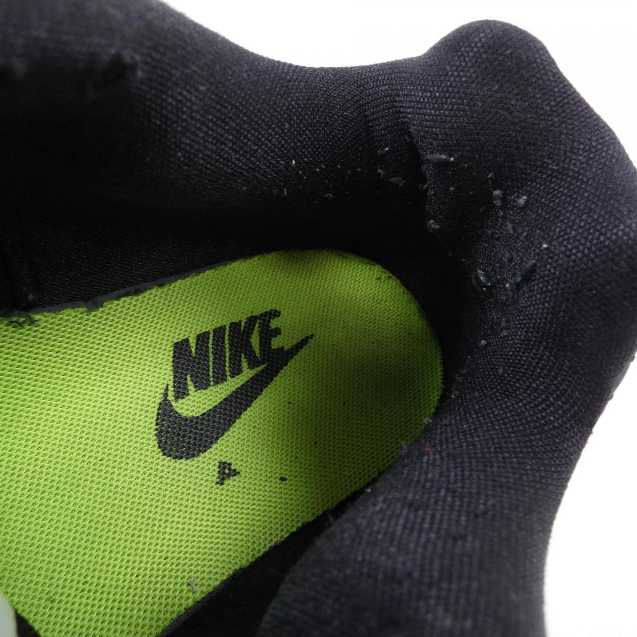 ナイキ NIKE 815994-003 スニーカー