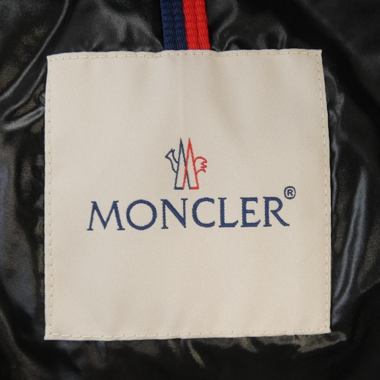 MONCLER蒙克勒羽绒服