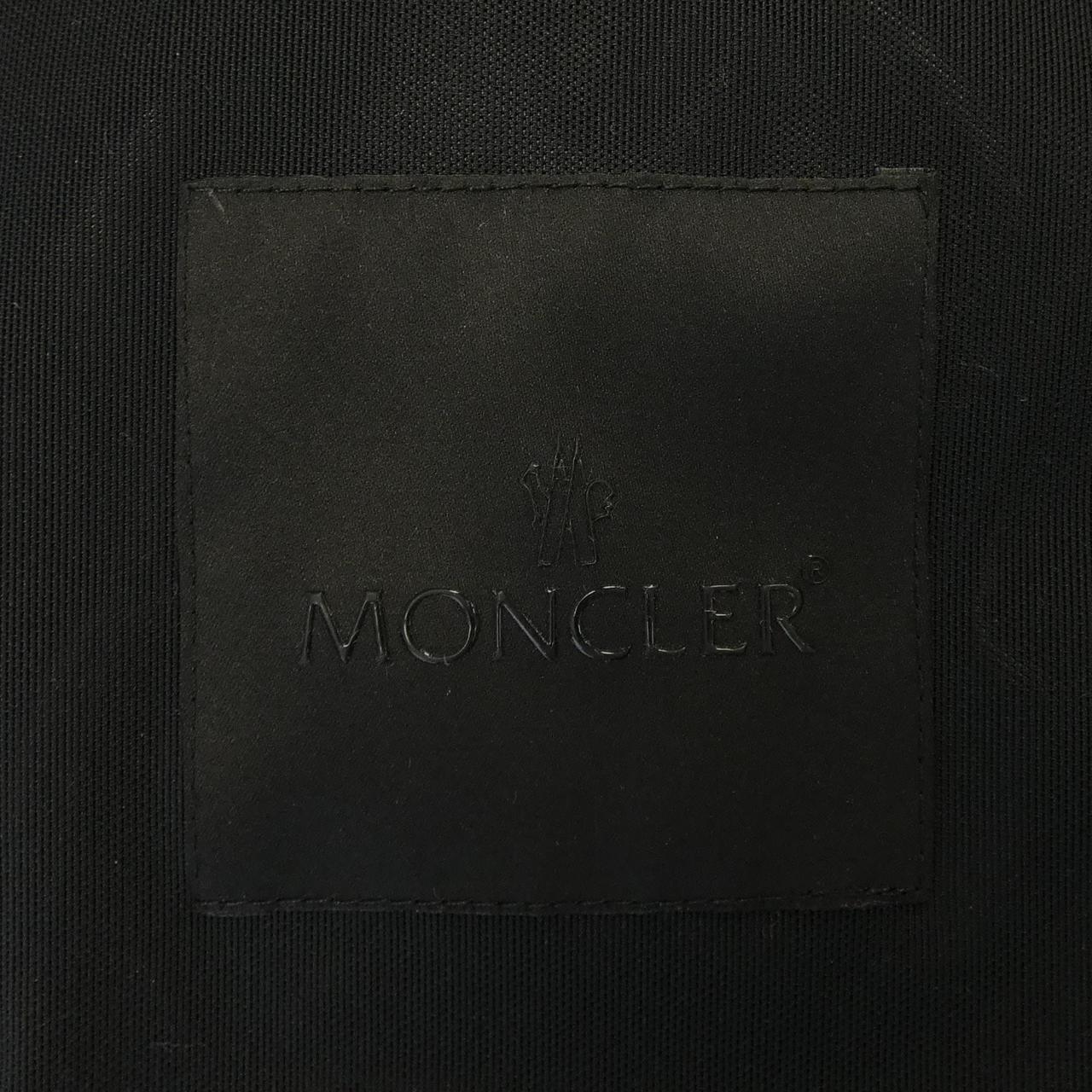 モンクレール MONCLER VOSGES ダウンジャケット