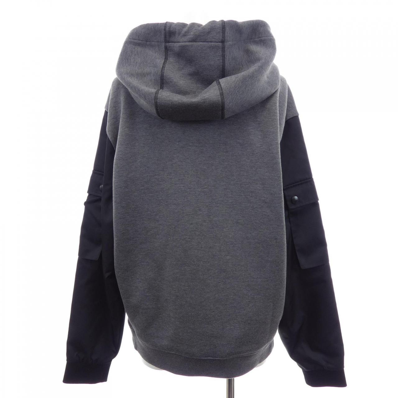 プラダ PRADA トライアングルロゴ UJL202 S212 1YFJ パーカー