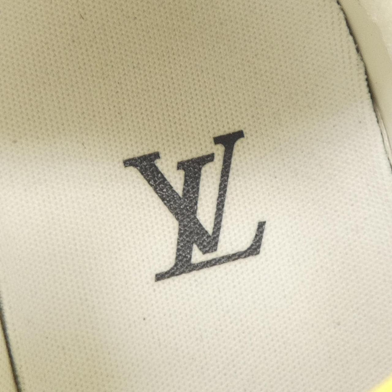 ルイヴィトン LOUIS VUITTON 草間彌生 LV×YK LVトレイナーライン スニーカー