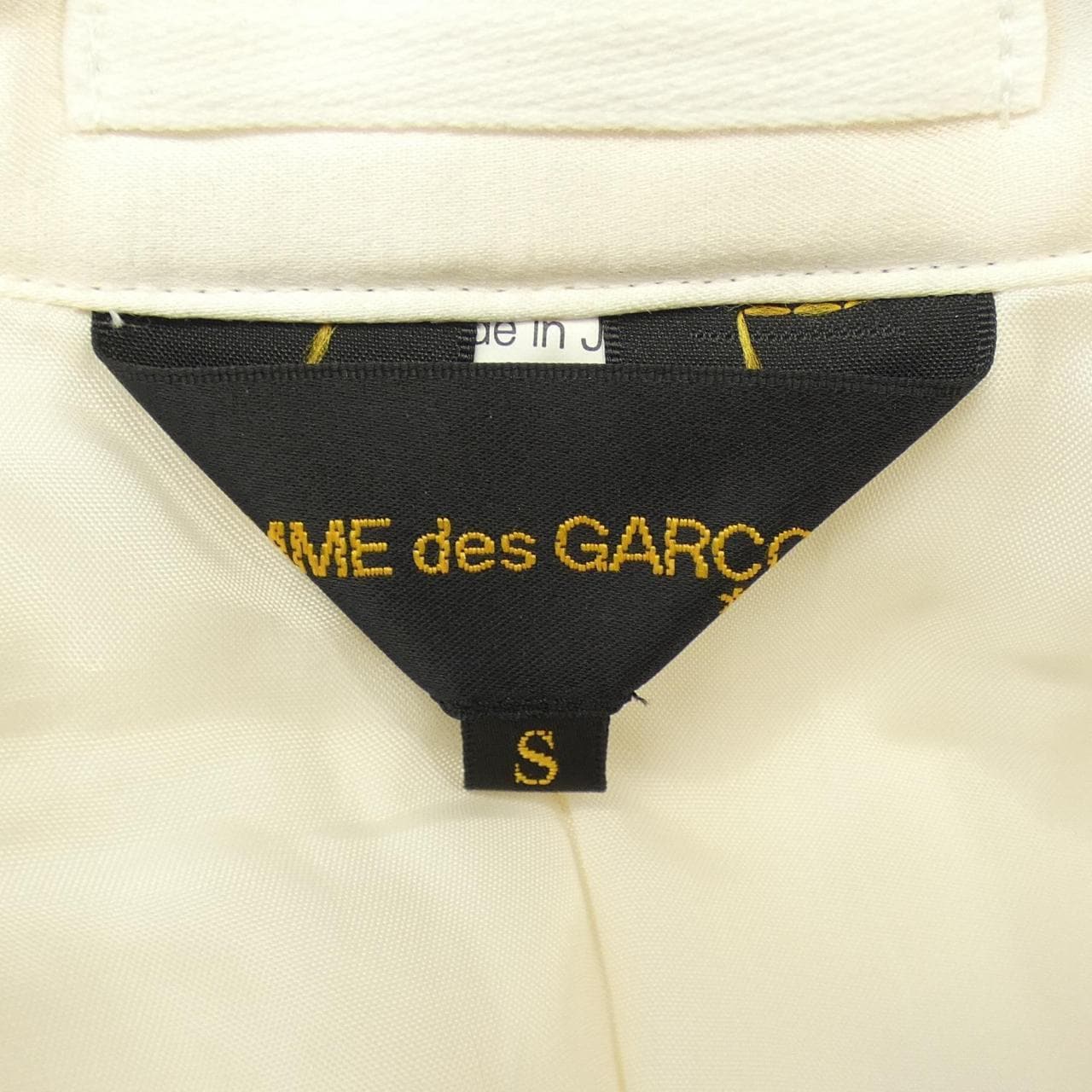 COMMME des GARCONS外套