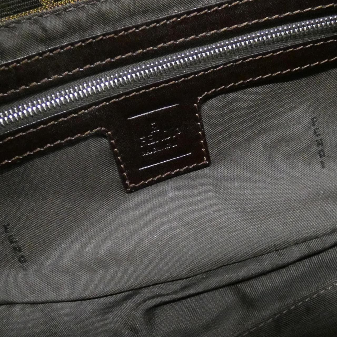 【ヴィンテージ】フェンディ バゲット 26424 ショルダーバッグ