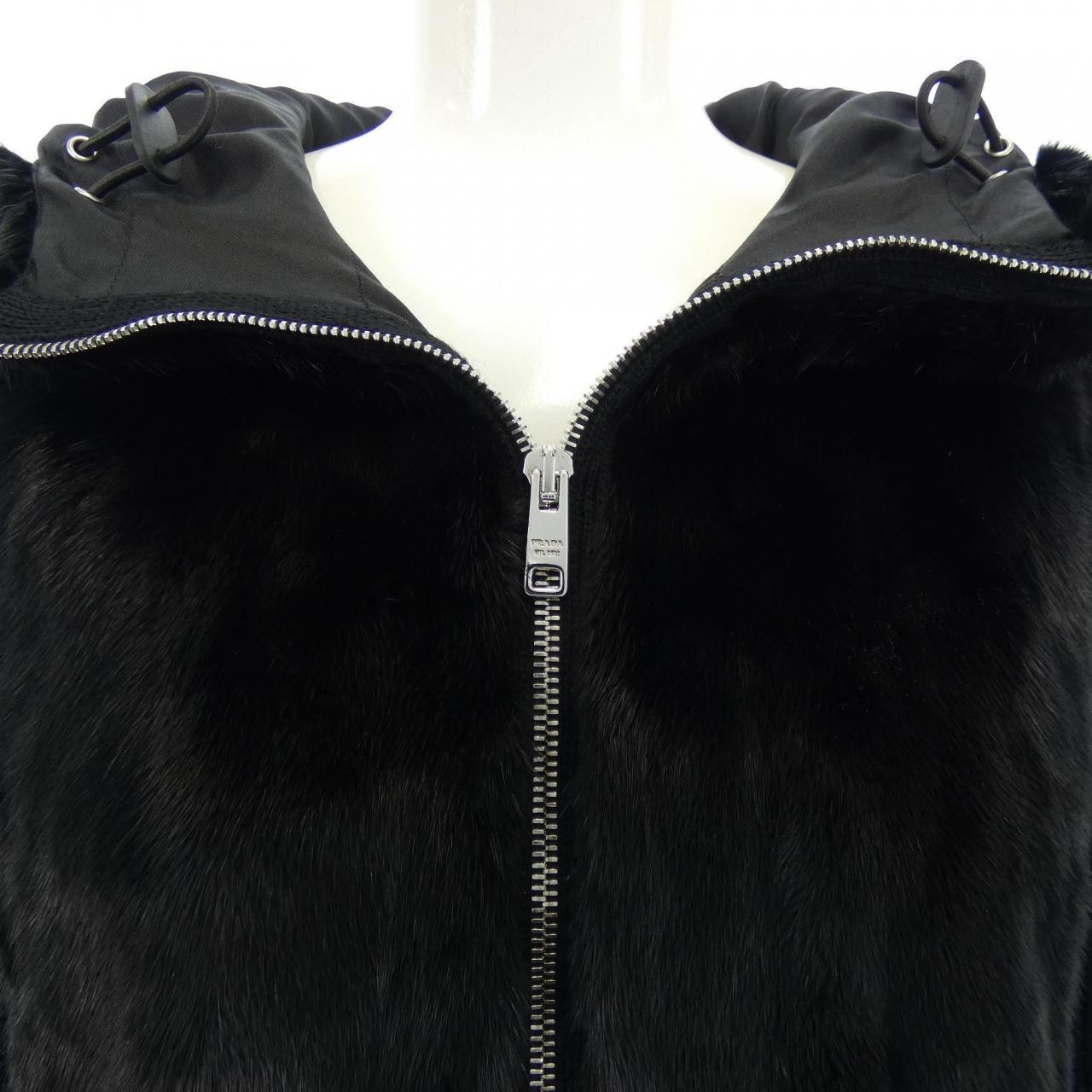 Prada PRADA 125833 S191 1TQH夹克