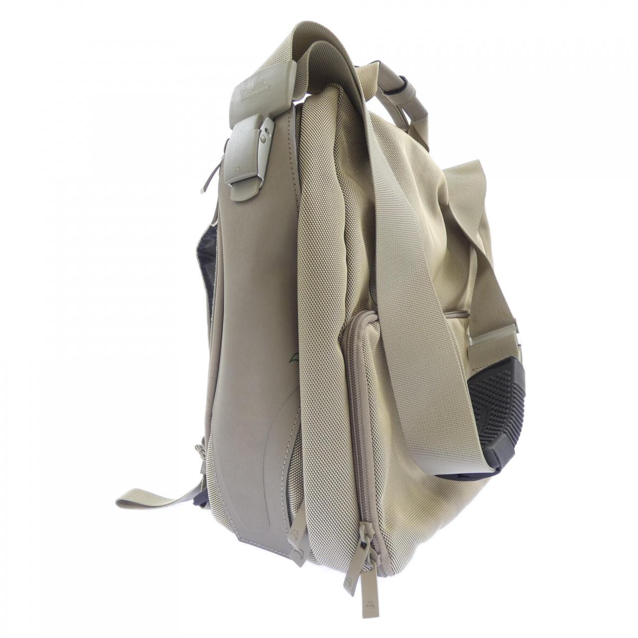 マンダリナダック MANDARINA DUCK BAG