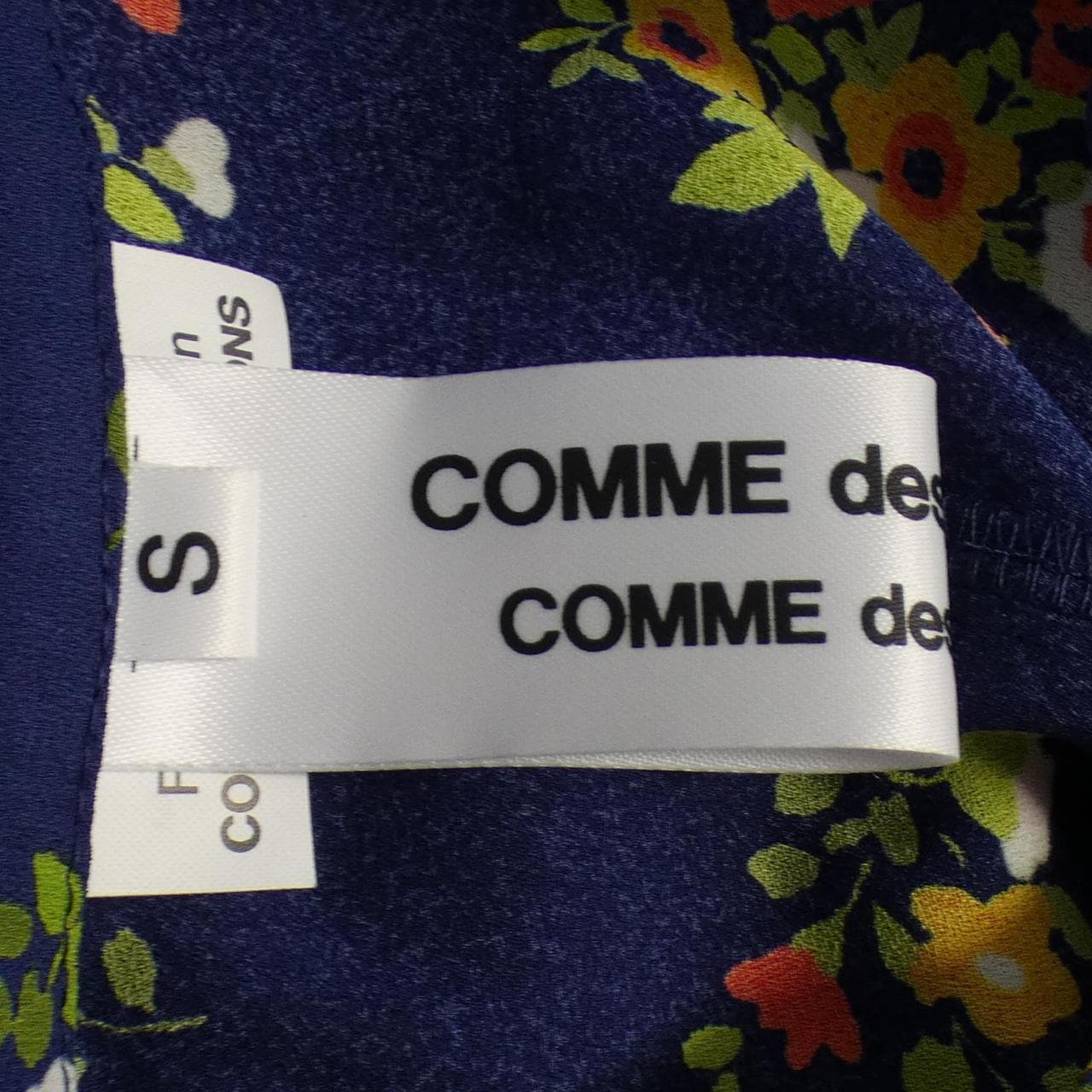 コムデギャルソン COMME des GARCONS トップス