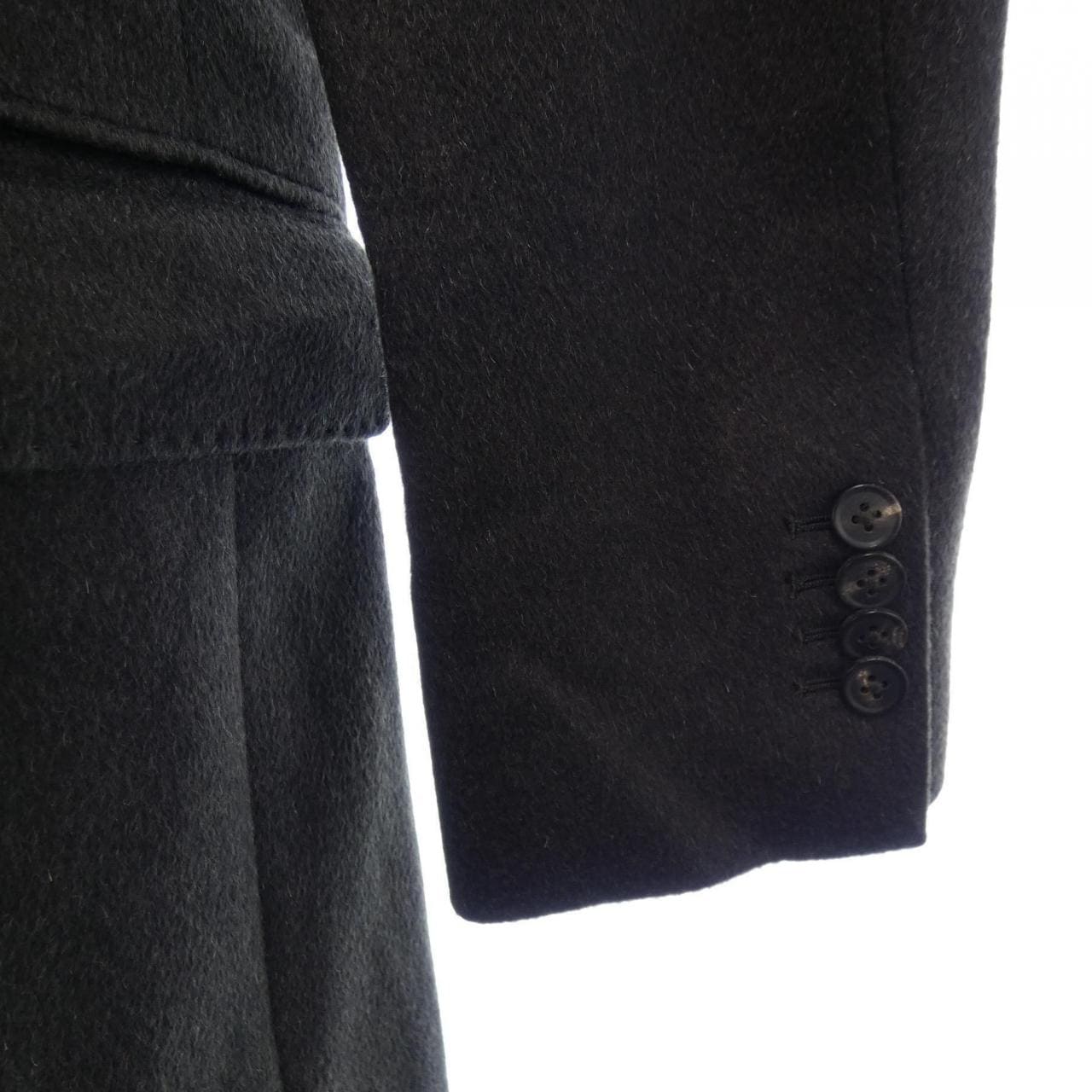 UNIVERSAL LANGUAGE COAT