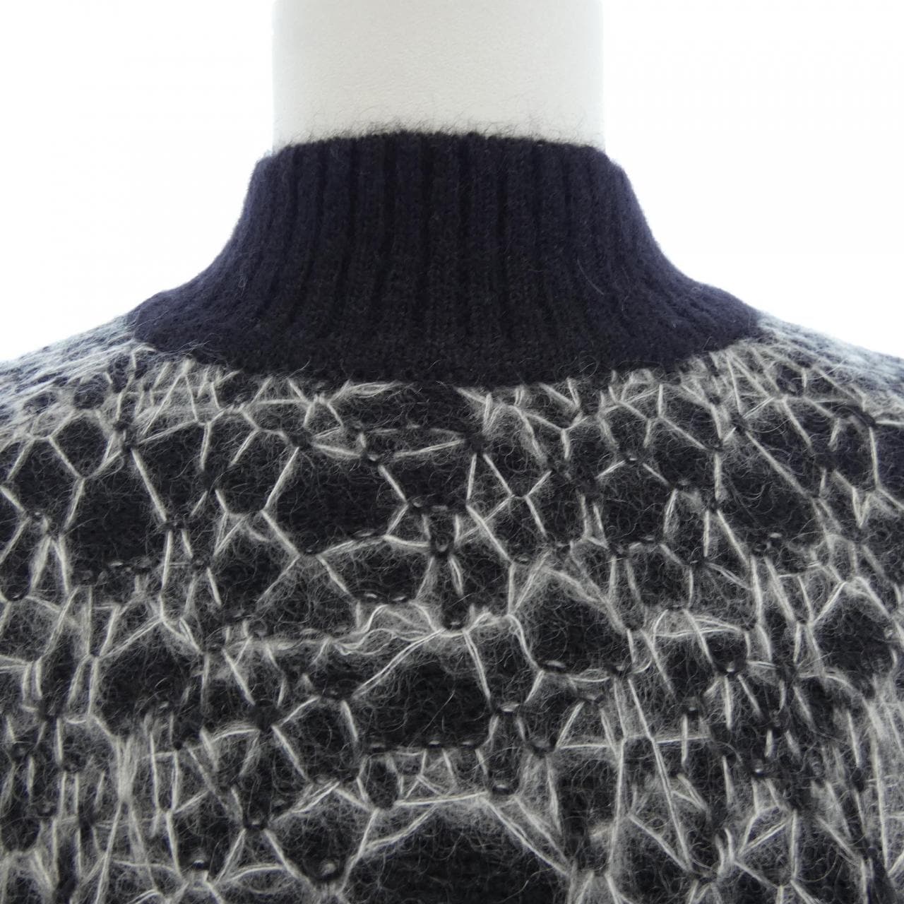 サンローラン SAINT LAURENT 632007 YARW2 ニット
