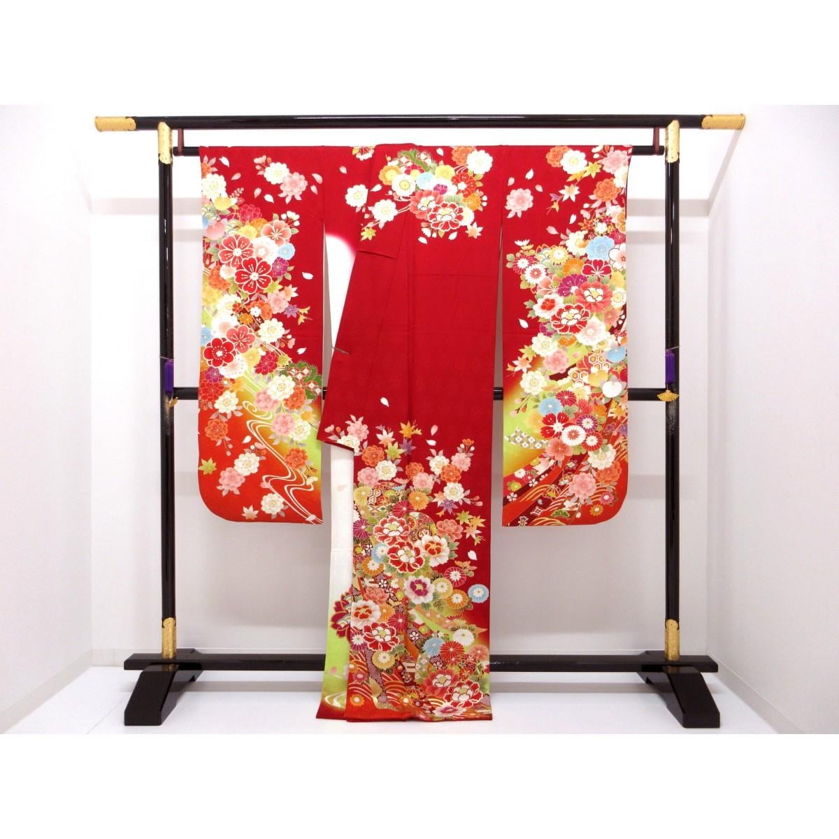 振袖　友禅金彩加工　刺繍入りボカシ染