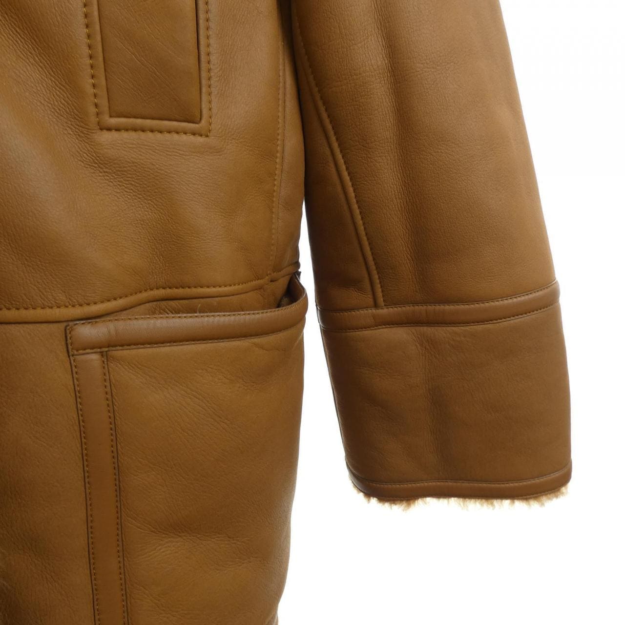 ロロピアーナ Loro Piana FAM4478 ムートンコート