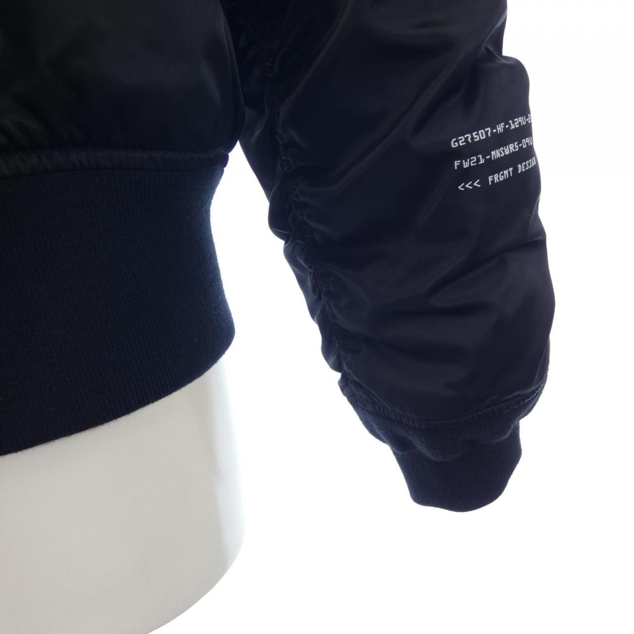 モンクレール ジーニアス MONCLER GENIUS FRAGMENT HIROSHI FUJIWARA RASSOS ダウンジャケット