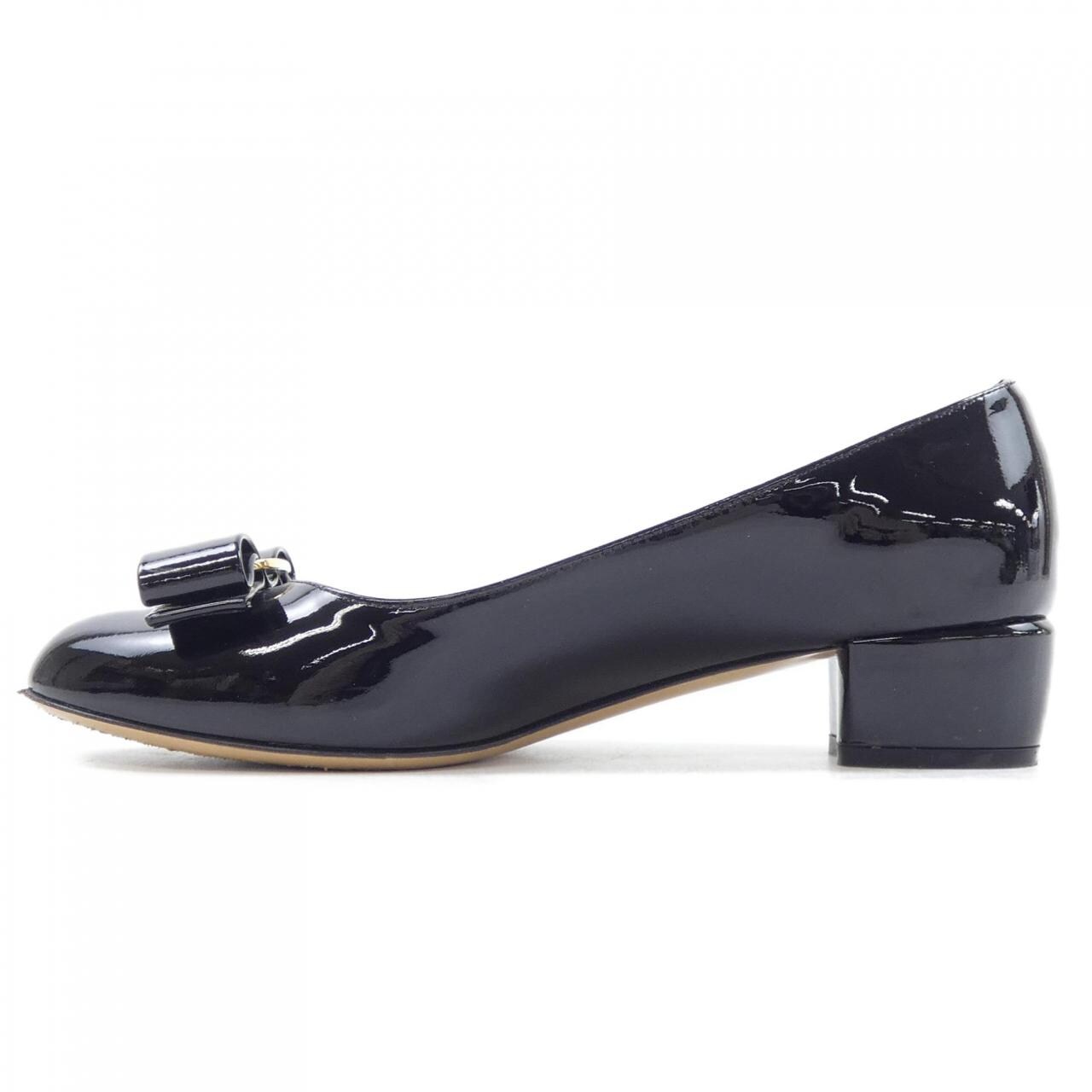 サルヴァトーレフェラガモ SALVATORE FERRAGAMO パンプス