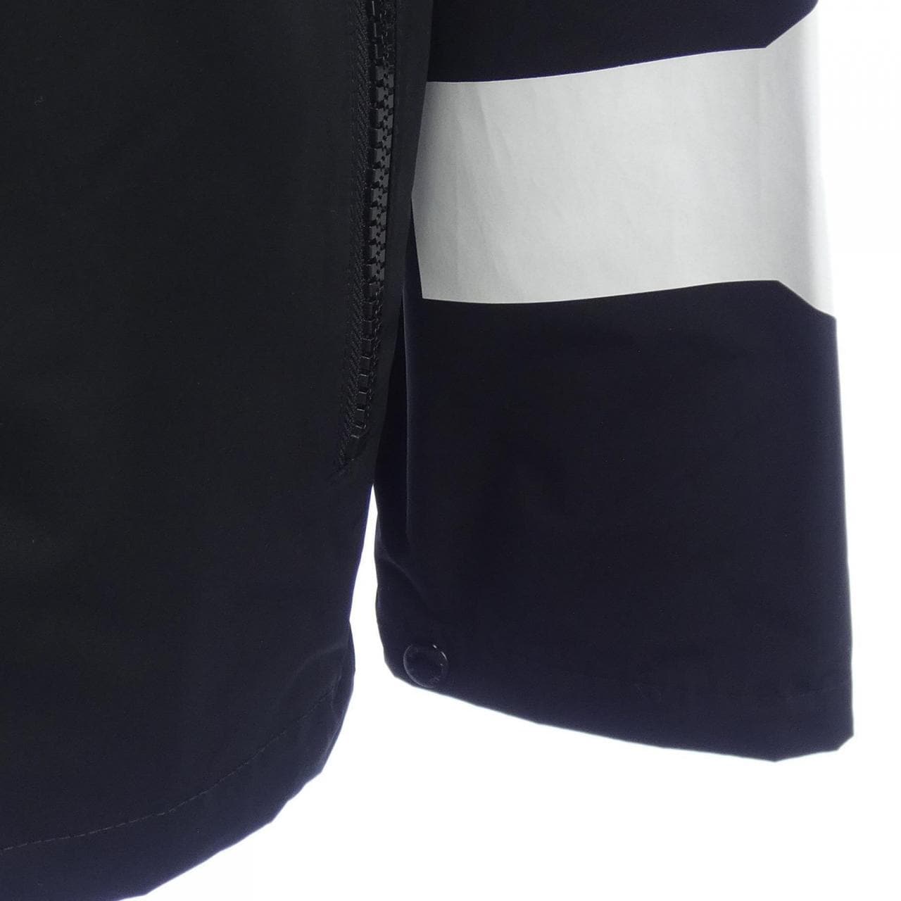 BURBERRY 8029833 夹克