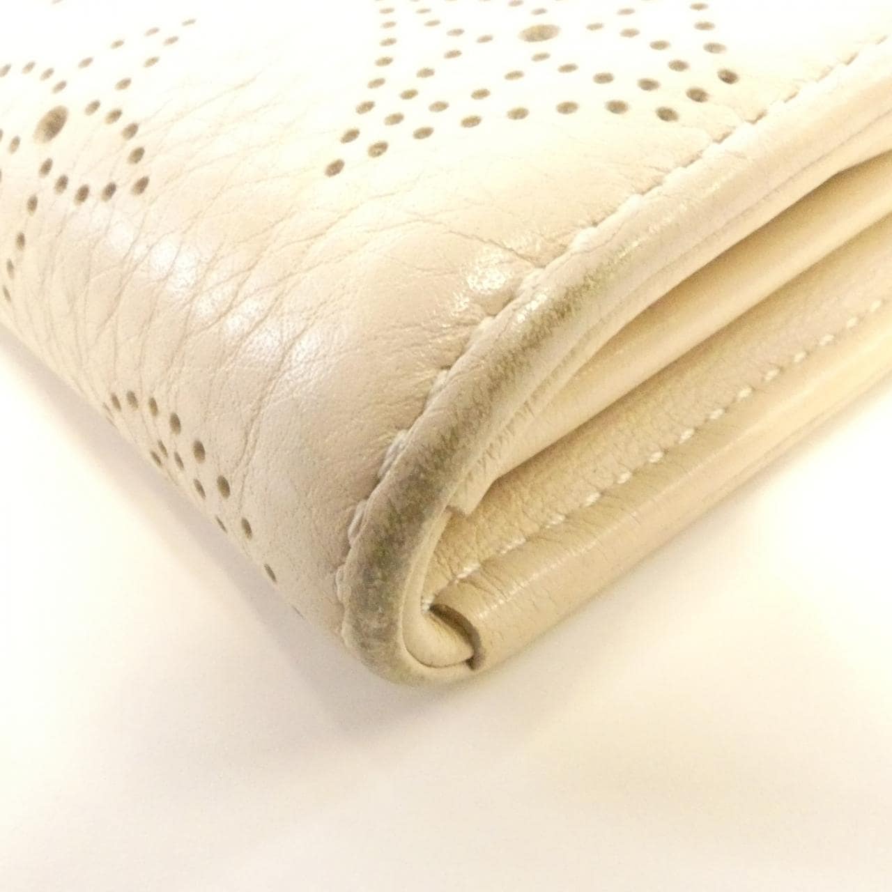 ルイヴィトン マヒナ ポルトフォイユ イリス M58159 財布