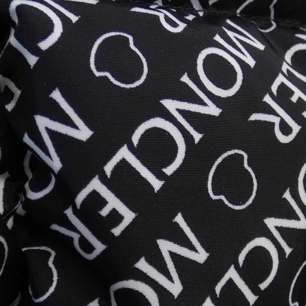 モンクレール MONCLER ダウンコート