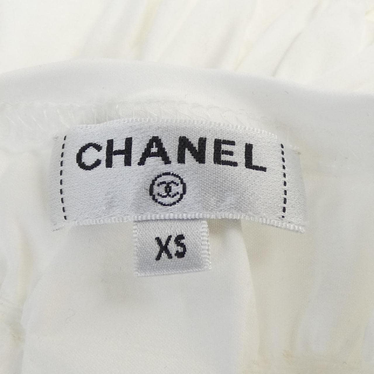 シャネル CHANEL P71037K10173 21A Tシャツ