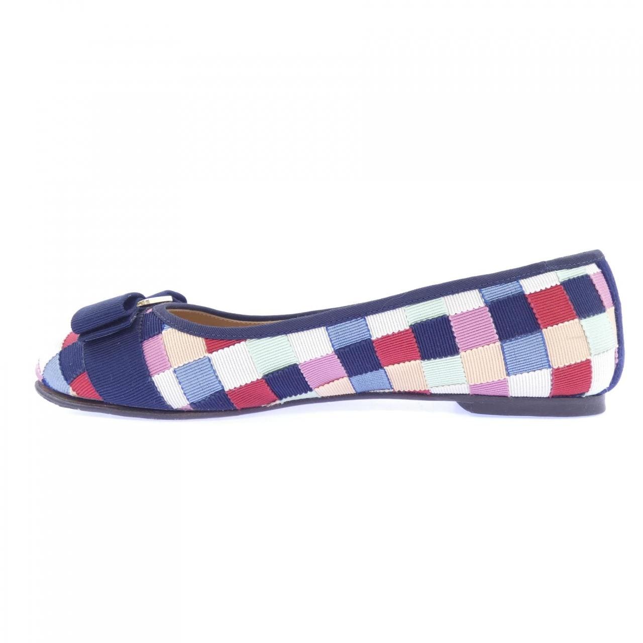 サルヴァトーレフェラガモ SALVATORE FERRAGAMO フラットシューズ