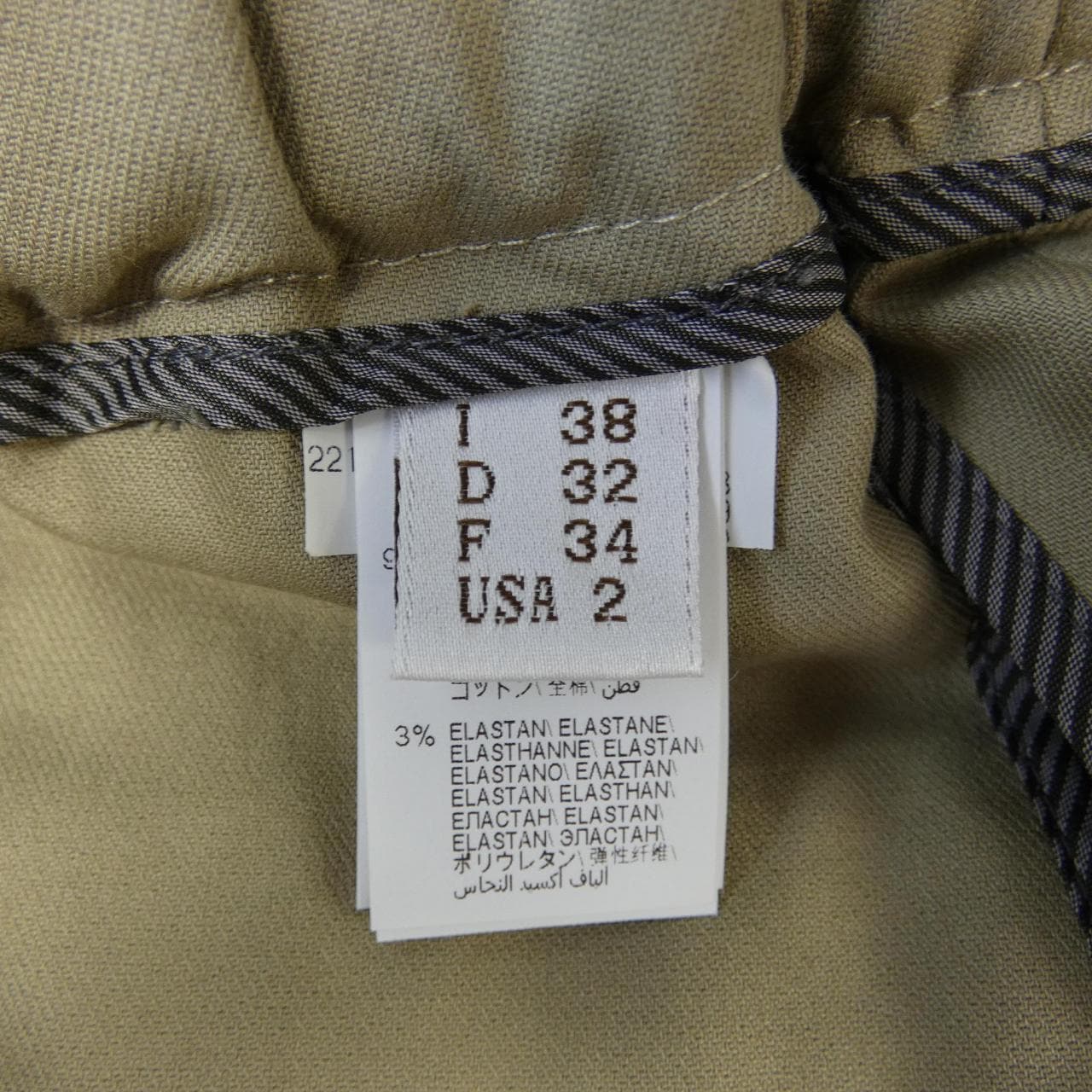 ブルネロクチネリ BRUNELLO CUCINELLI パンツ