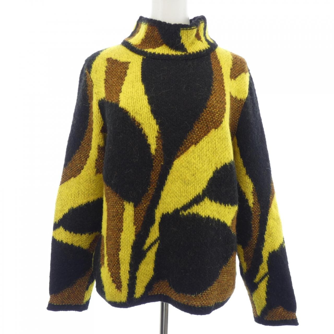 MARC CAIN knitwear