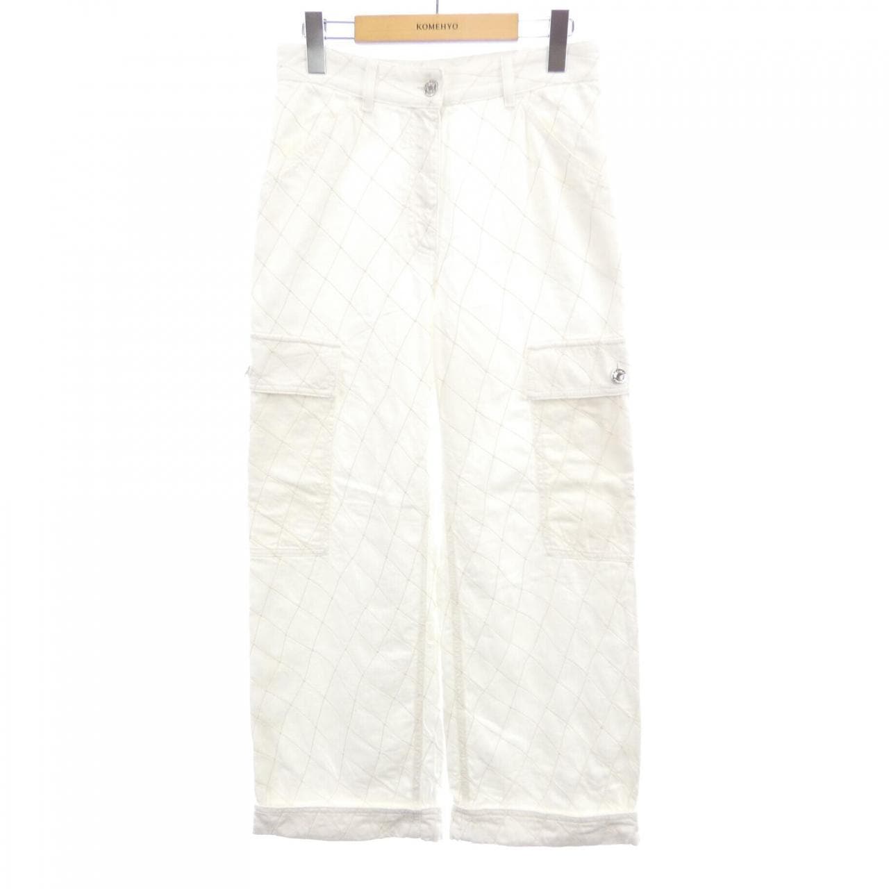 シャネル CHANEL COCO BEACH2026 LOOK31 P81454V73940 ジーンズ