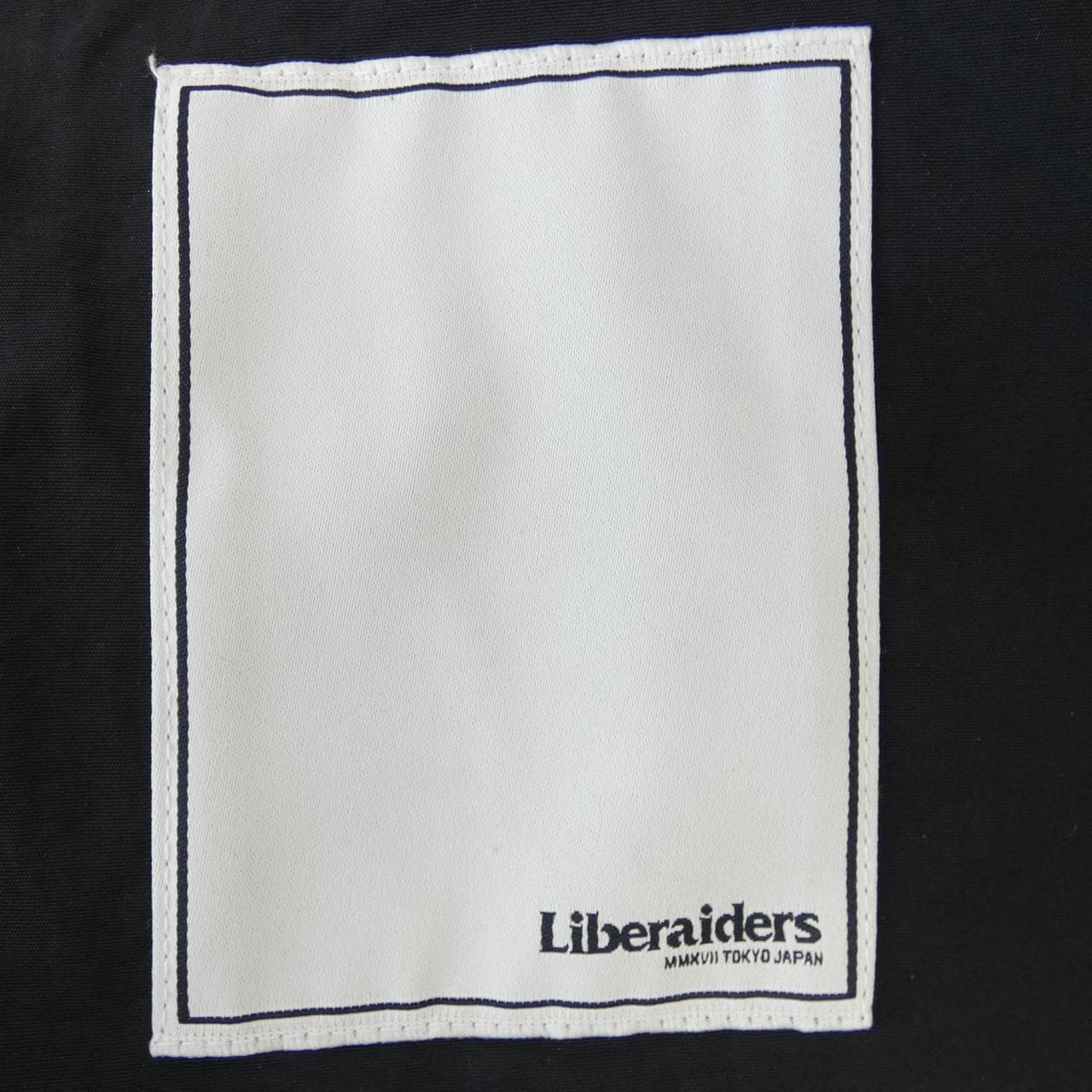 LIBERAIDERS パンツ