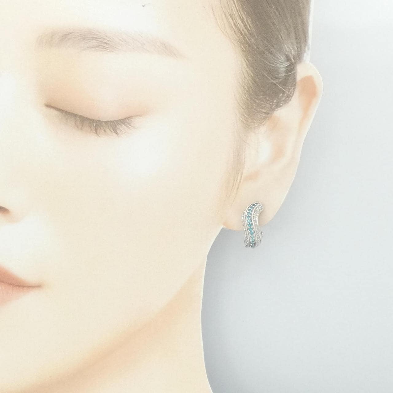 K18WG トルマリン ピアス/イヤリング 0.32CT