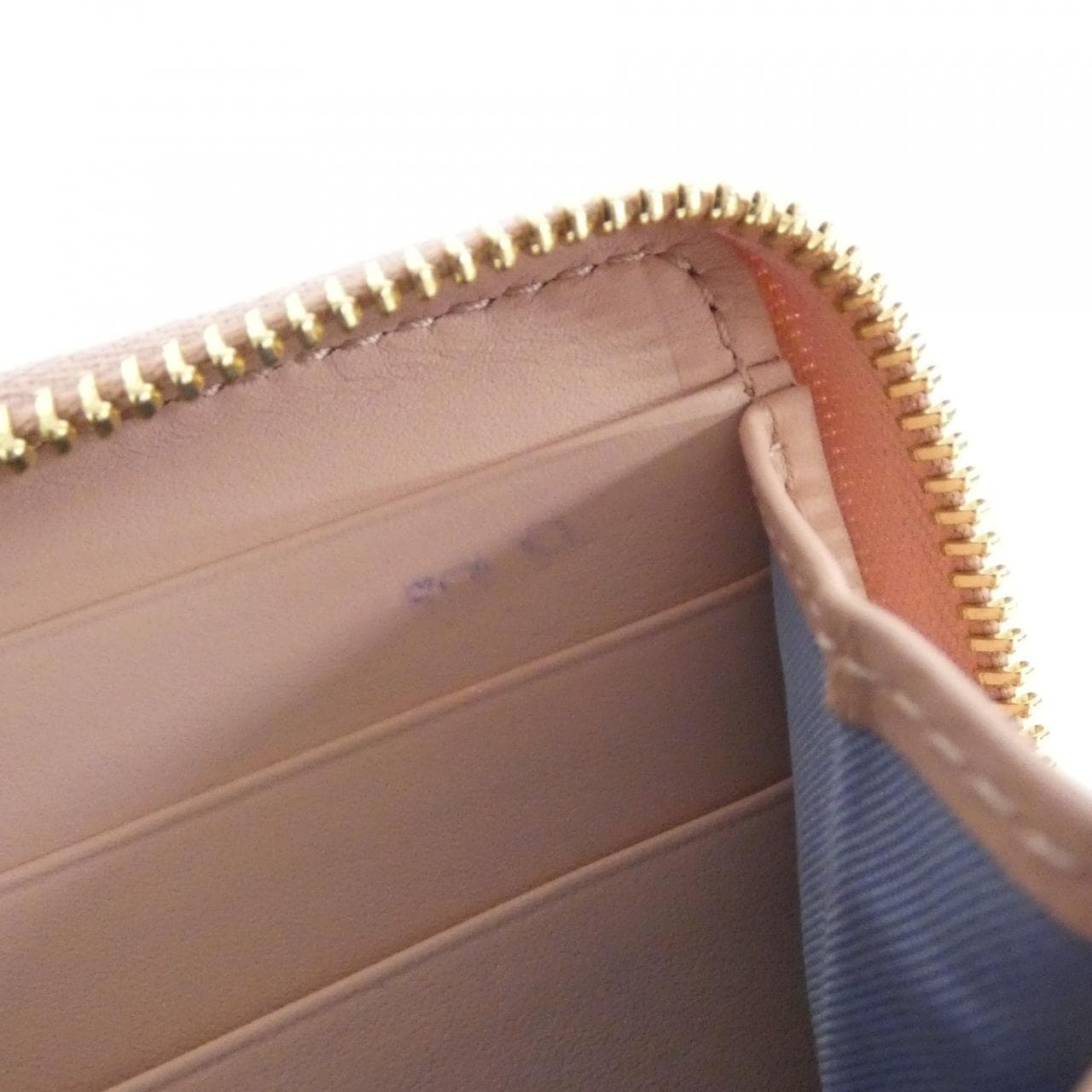 グッチ 772642 EAAYH 財布