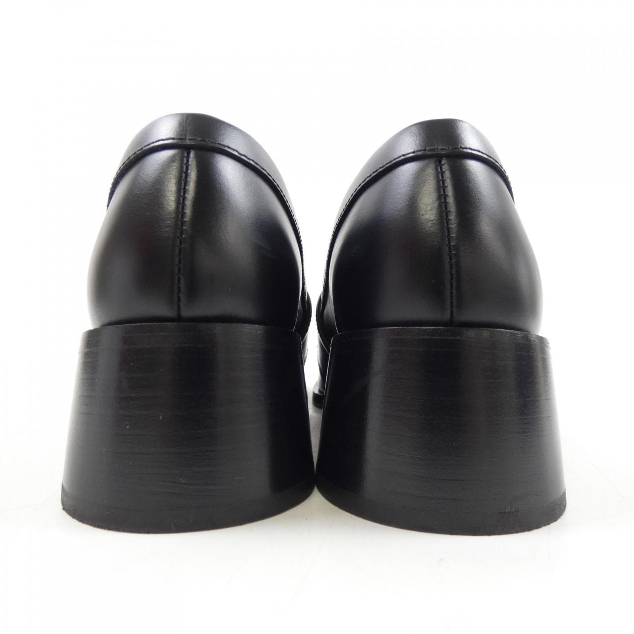 ロジェヴィヴィエ ROGER VIVIER シューズ