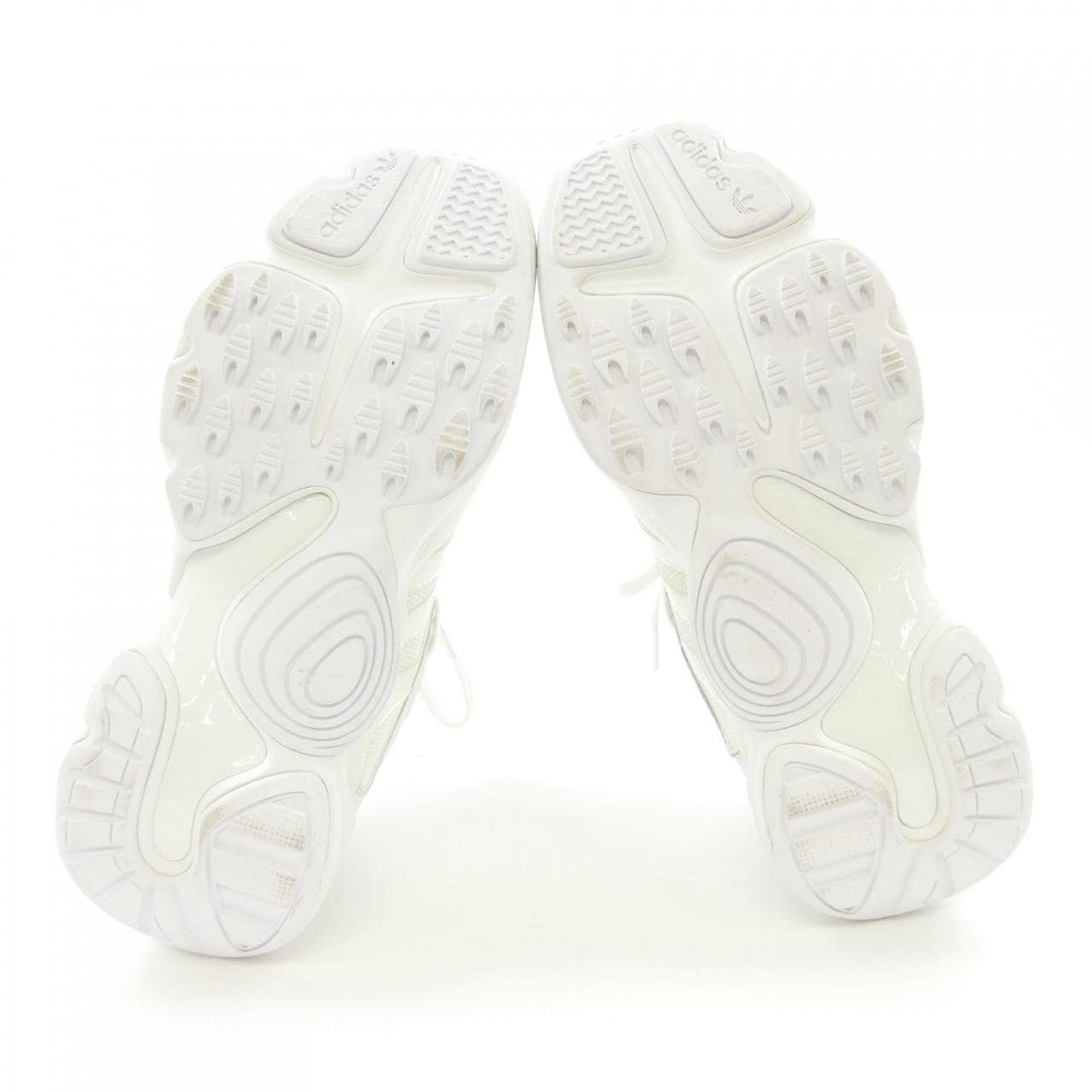 アディダス ADIDAS MAGMUR RUNNER FV1158 スニーカー