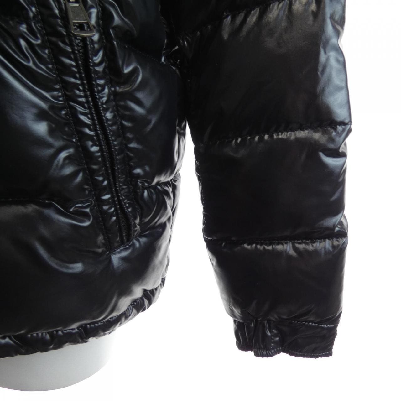 モンクレール MONCLER MAYA ダウンジャケット