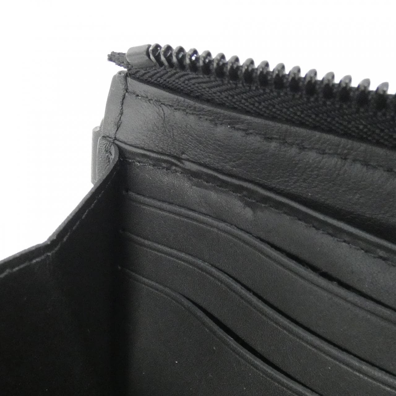 ルイヴィトン LVアエログラム ジッピー ウォレット M69831 財布