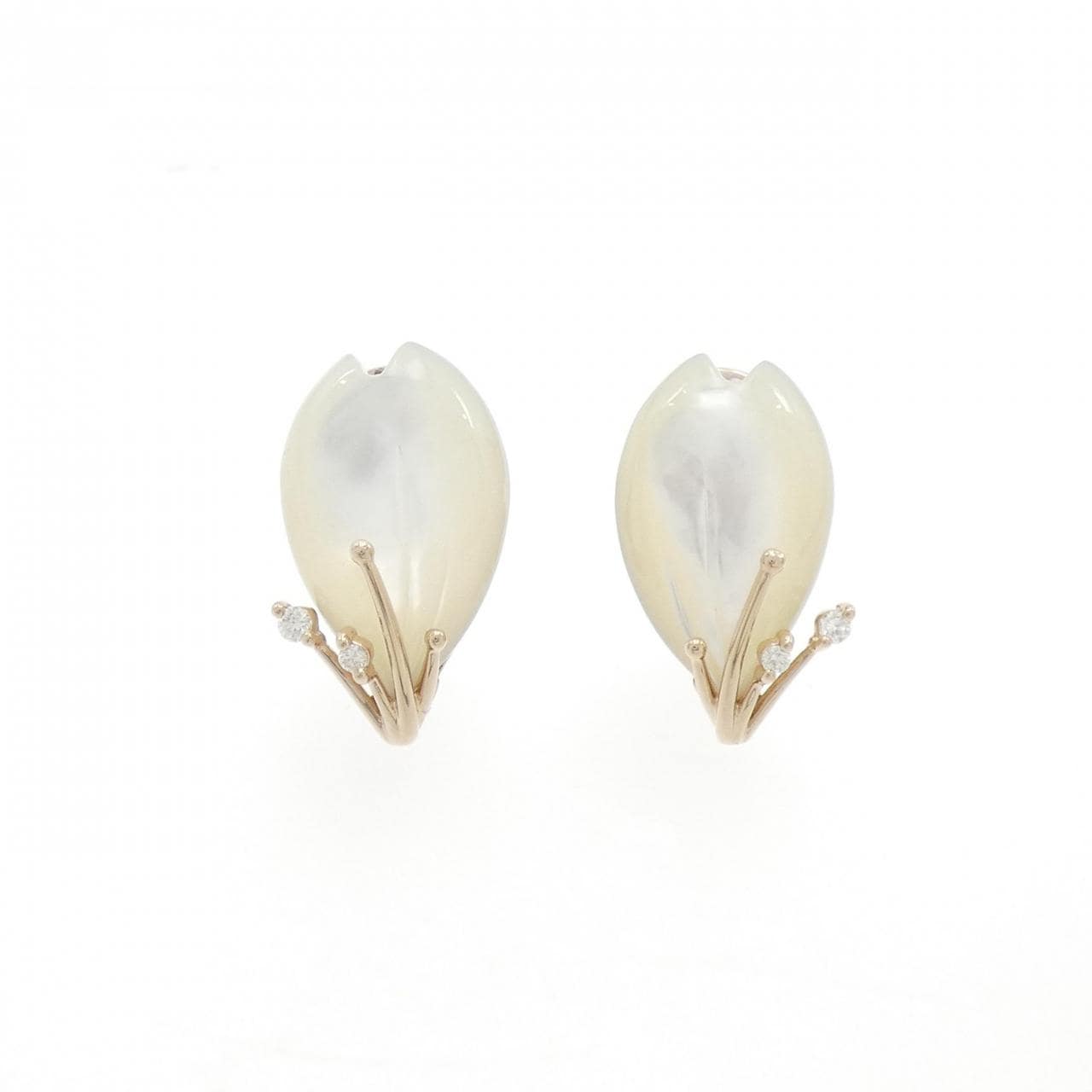 TASAKI Mother of Pearl Earrings