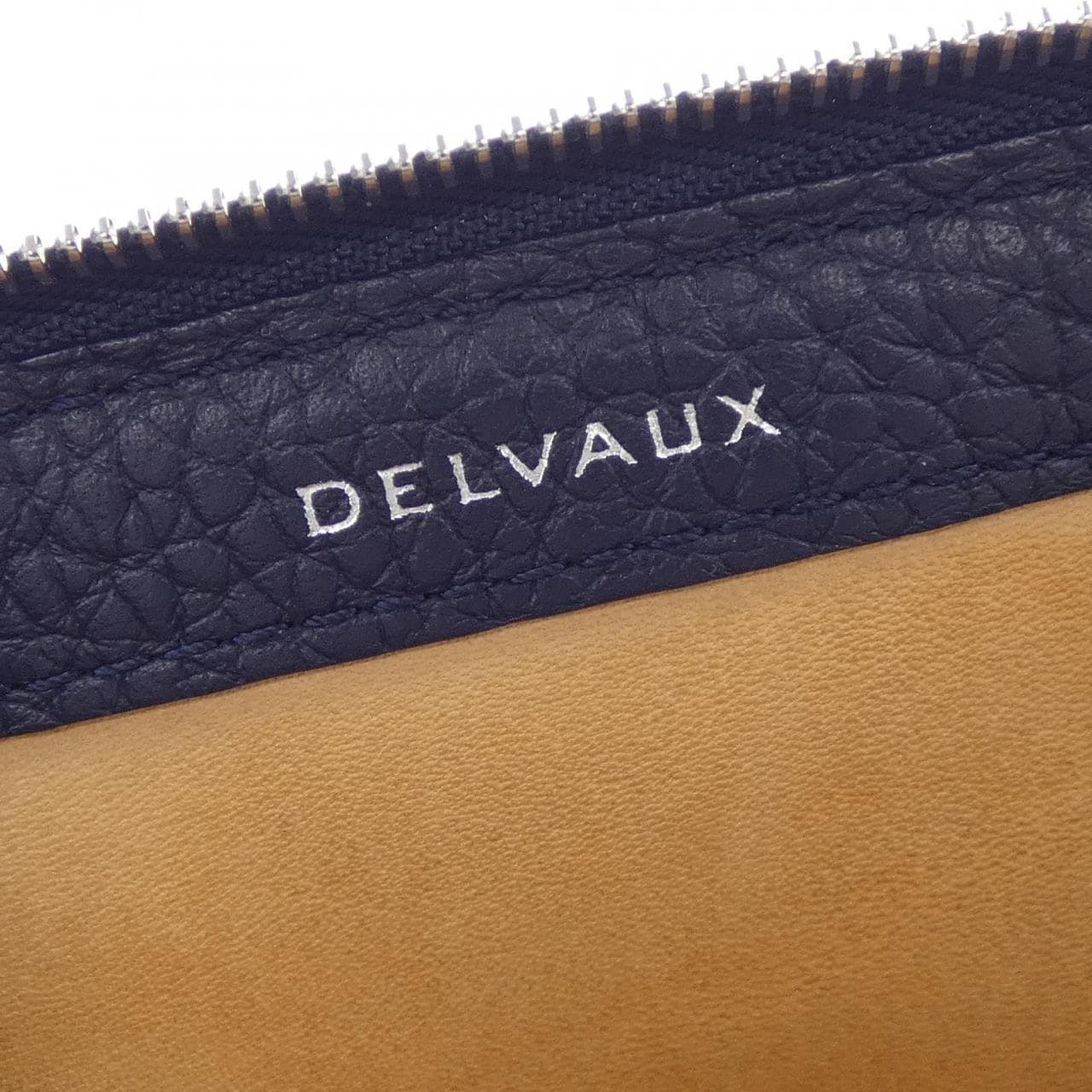 デルボー DELVAUX PIN D MULTIFONCTIONS AB0098AQY COIN CASE