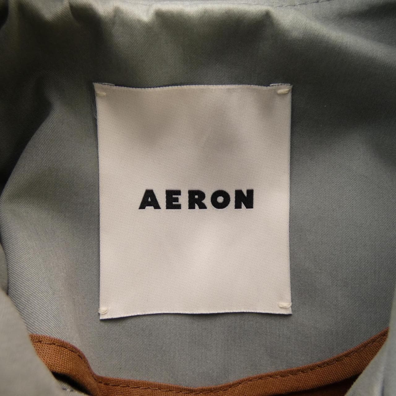 エアロン AERON コート