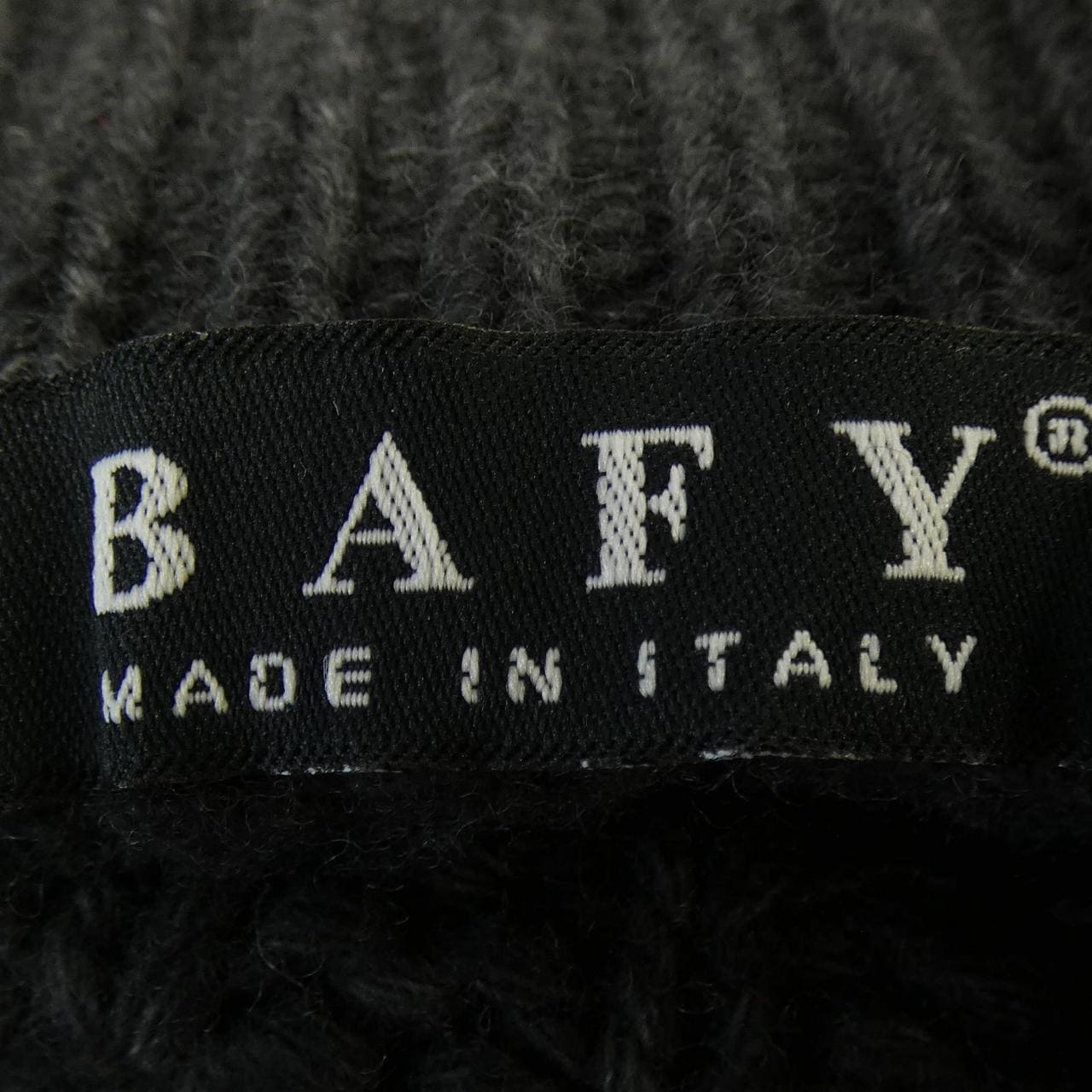 バフィー BAFY カーディガン