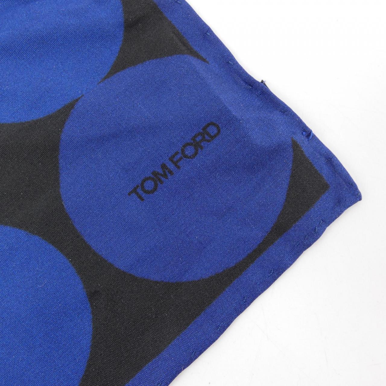 トムフォード TOM FORD チーフ