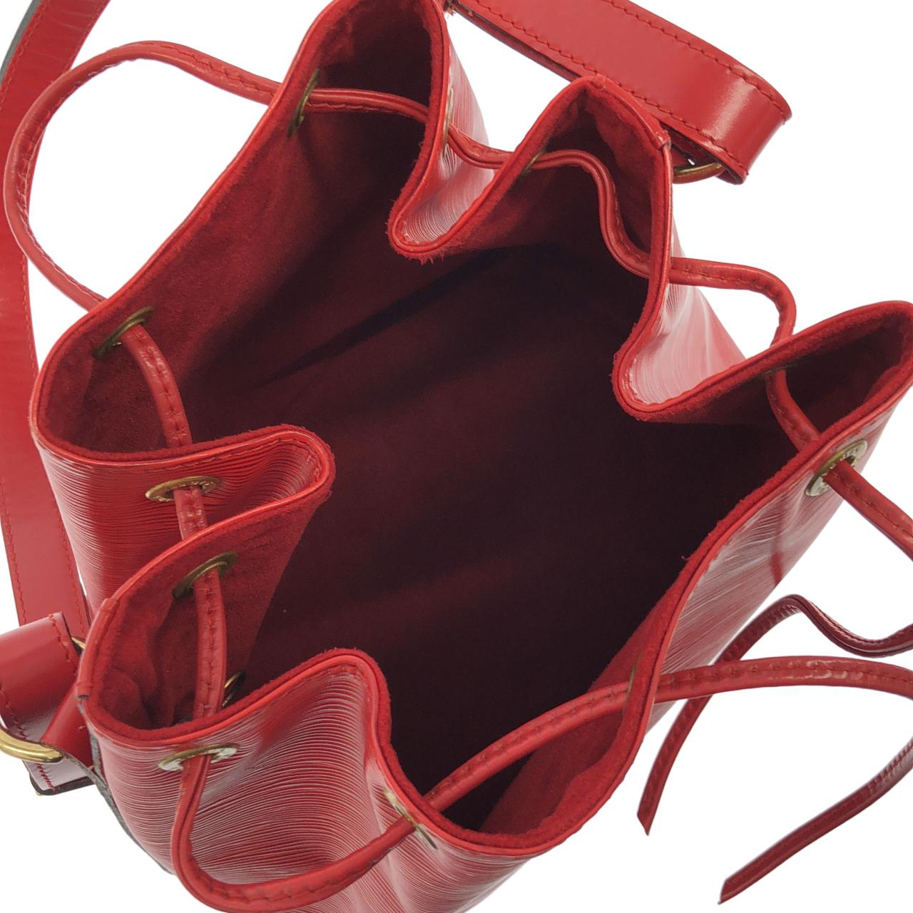 ルイヴィトン エピ プチ ノエ M44107 ショルダーバッグ