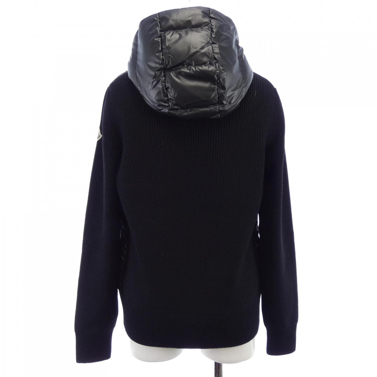 【新品】モンクレール MONCLER 20919B00028 M1131 ダウンジャケット