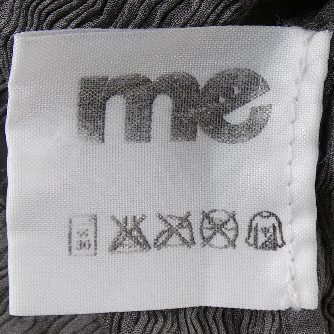 ミーイッセイミヤケ me ISSEY MIYAKE シャツ