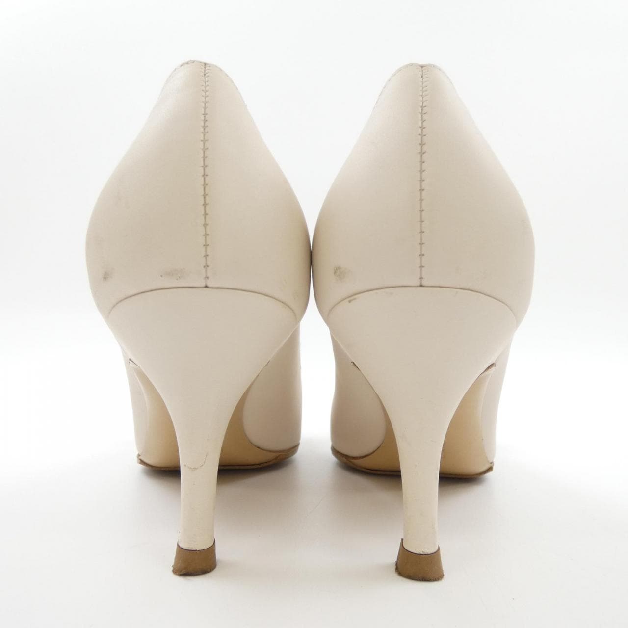 サルヴァトーレフェラガモ SALVATORE FERRAGAMO 17106 パンプス