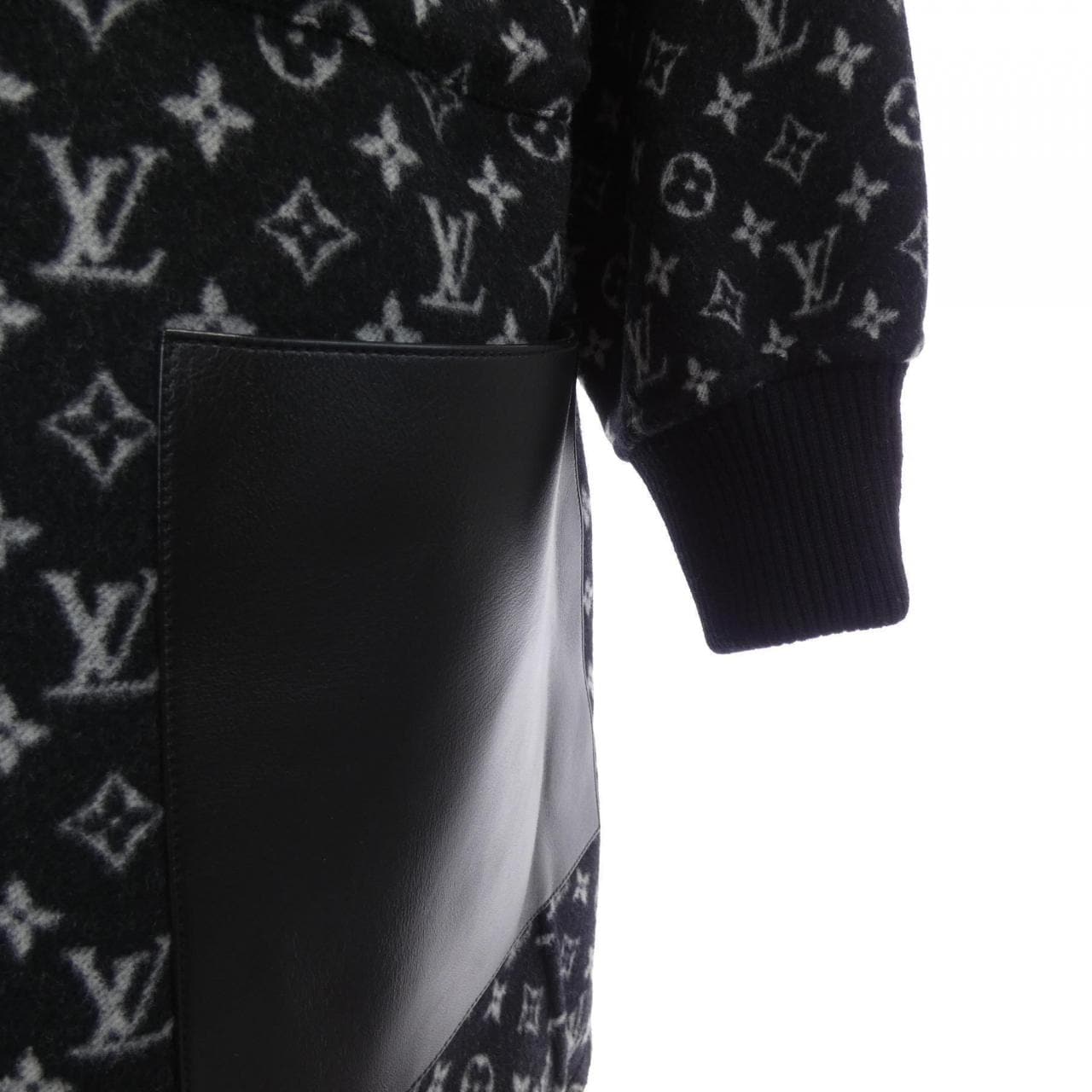 LOUIS VUITTON双面印花Monogram派克大衣 FNCO28QWE