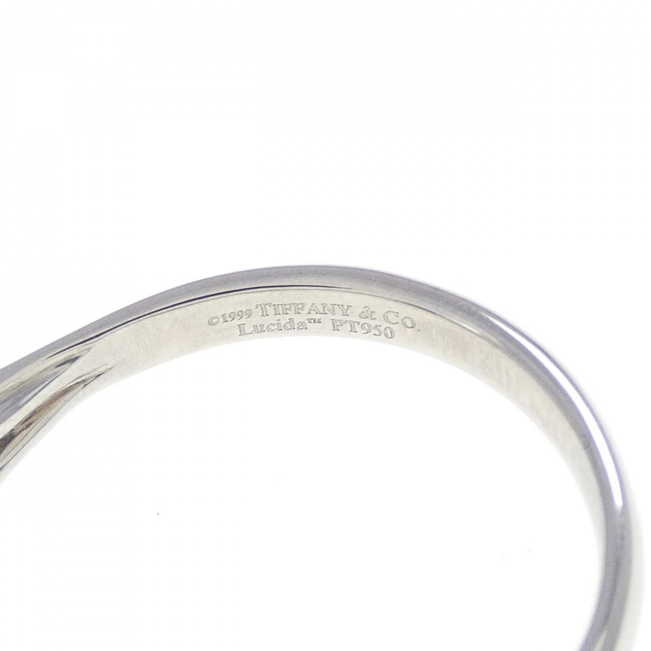 ティファニー ルシダ リング 0.34CT