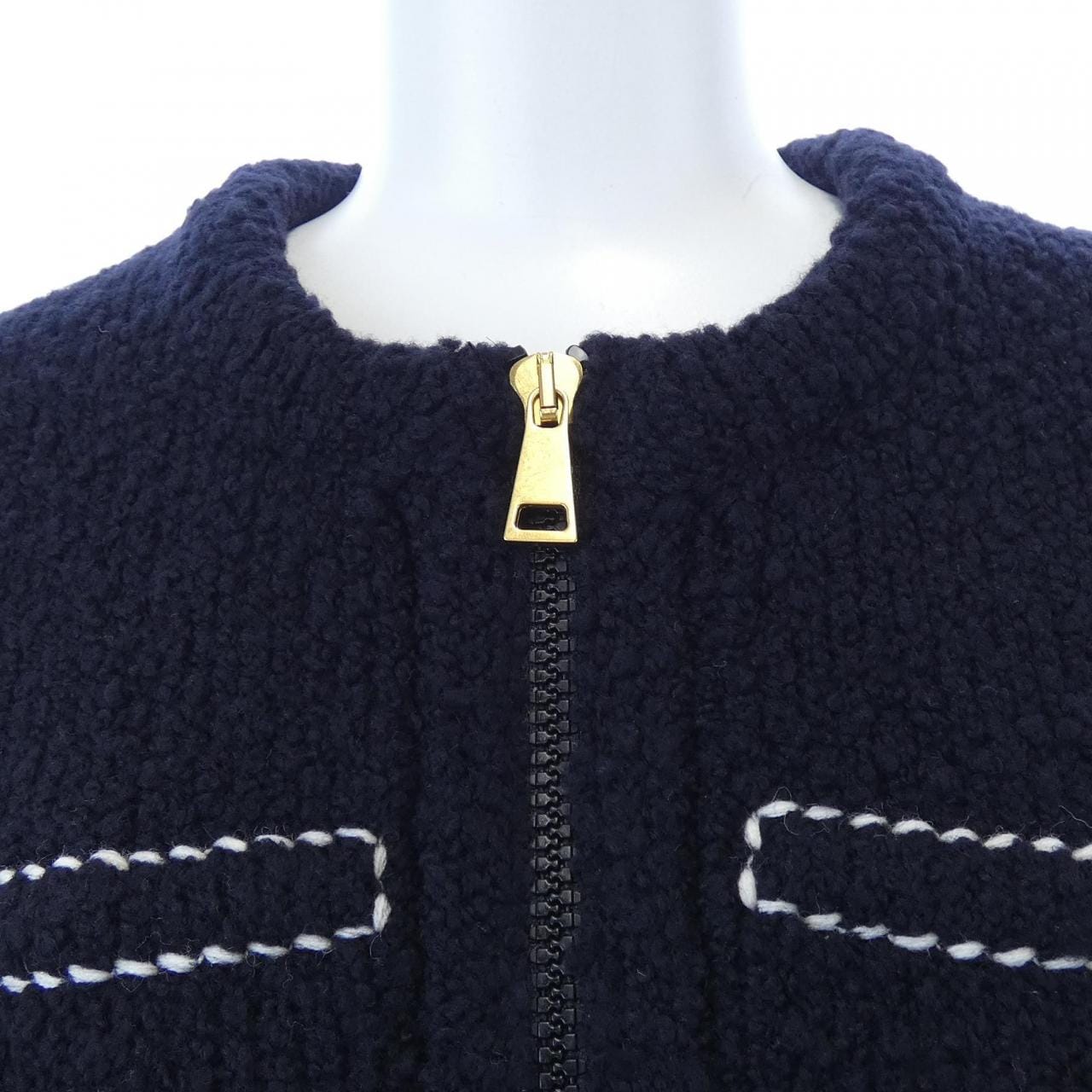 【新品】モンクレール MONCLER K20939B00005 ダウンジャケット