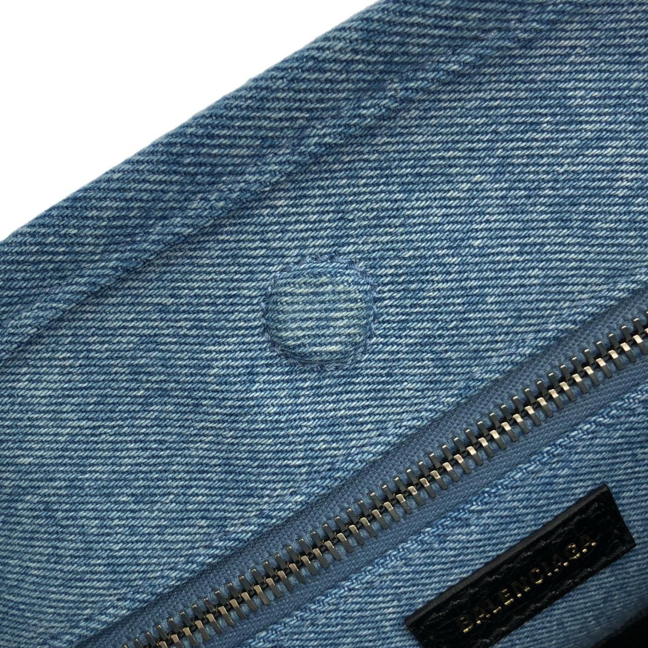 バレンシアガ バルベス スモール イースト ウェスト 671404 210BT バッグ