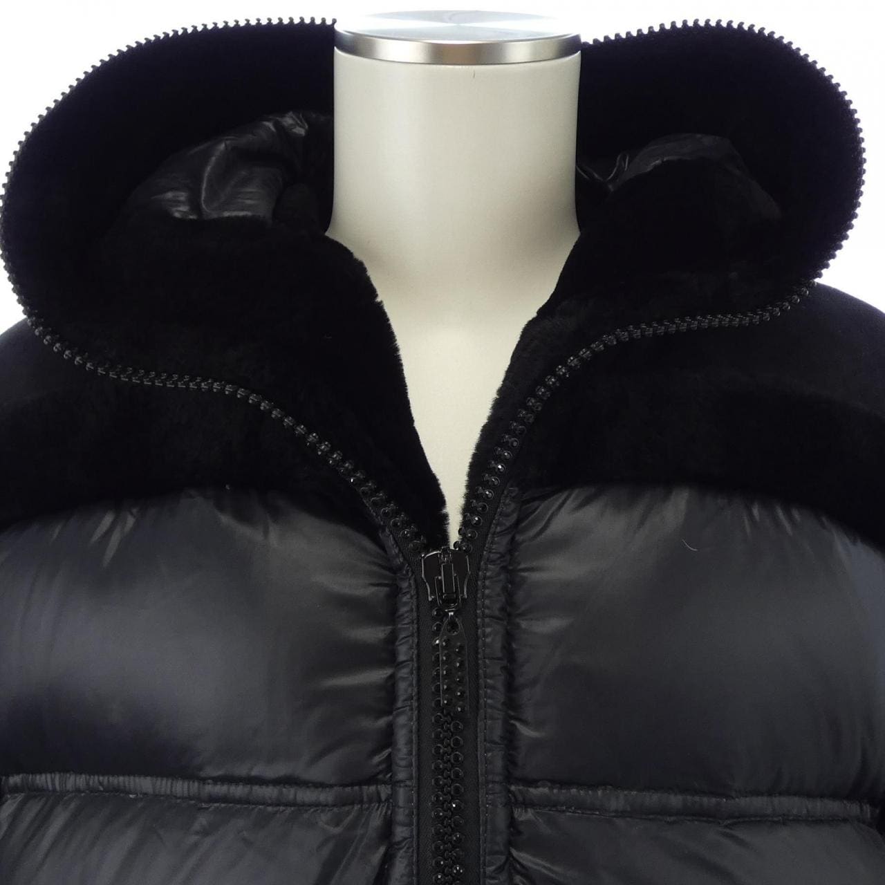 EMMETI 4S002-MTDJ Down Jacket