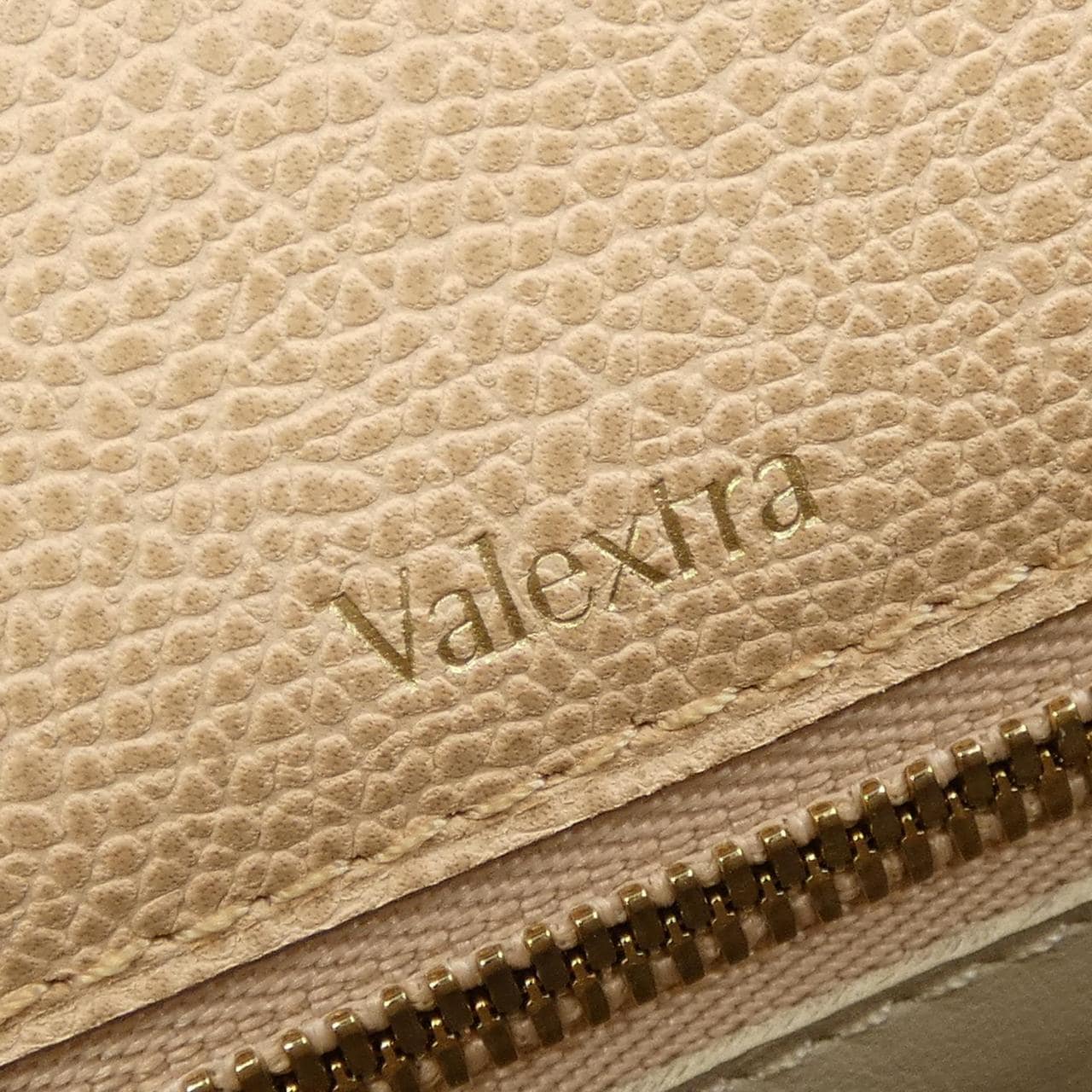 ヴァレクストラ VALEXTRA イジィデ ISIDE WBES0040028LOC99 BAG