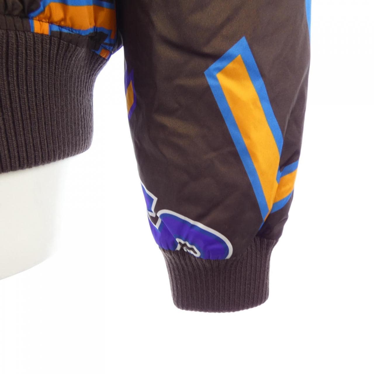 ルイヴィトン LOUIS VUITTON NBAレターフーデッドブルゾン HLB01EES8 ブルゾン