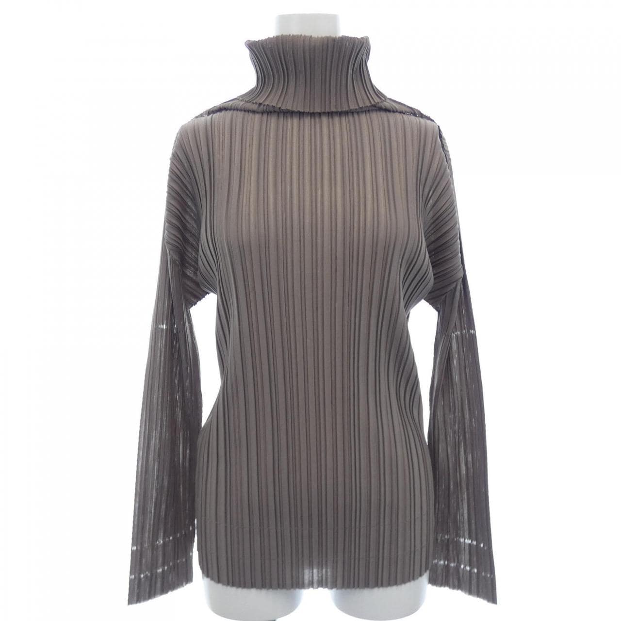 百褶PLEATS PLEASE上衣