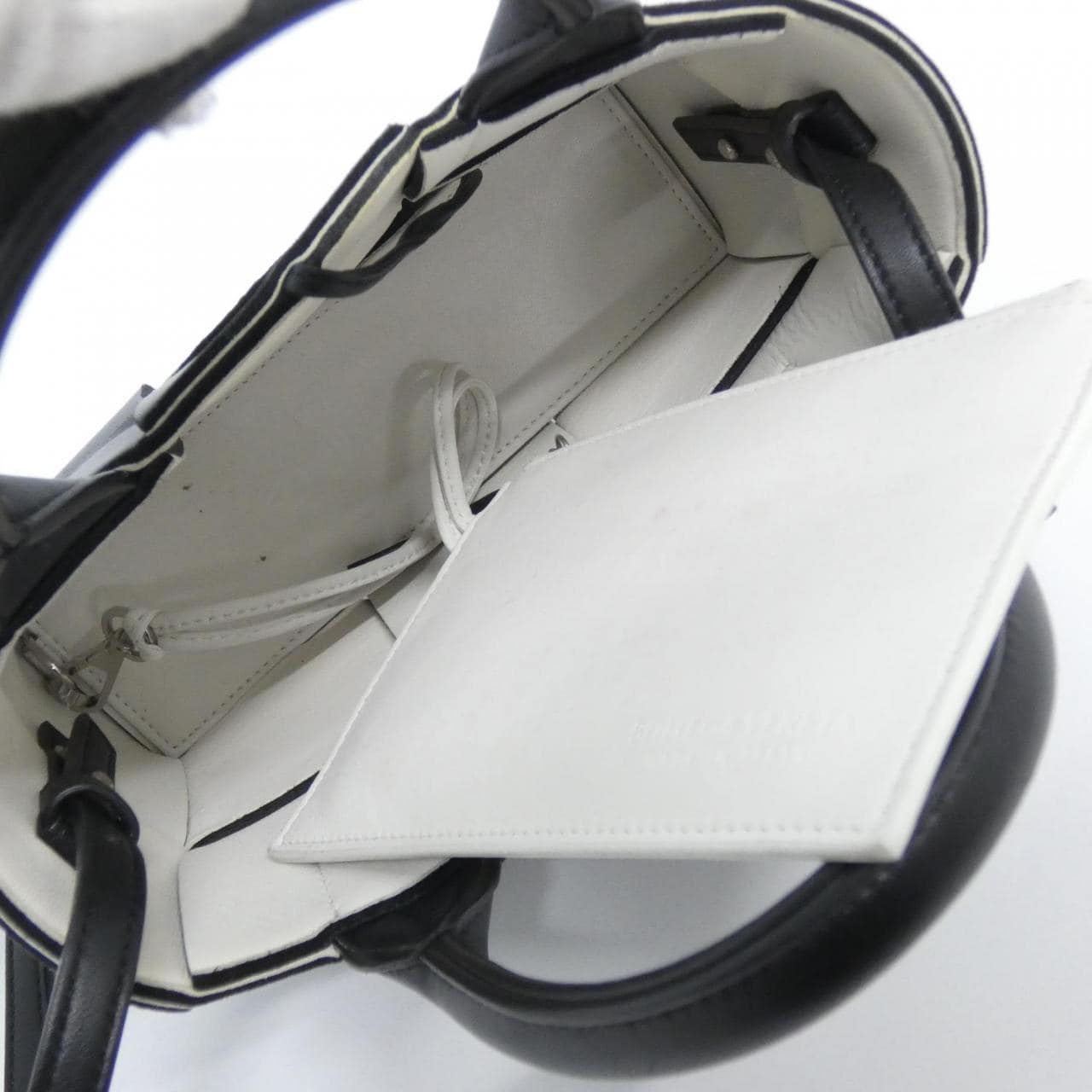 ボッテガヴェネタ 729029 VMAY3 バッグ