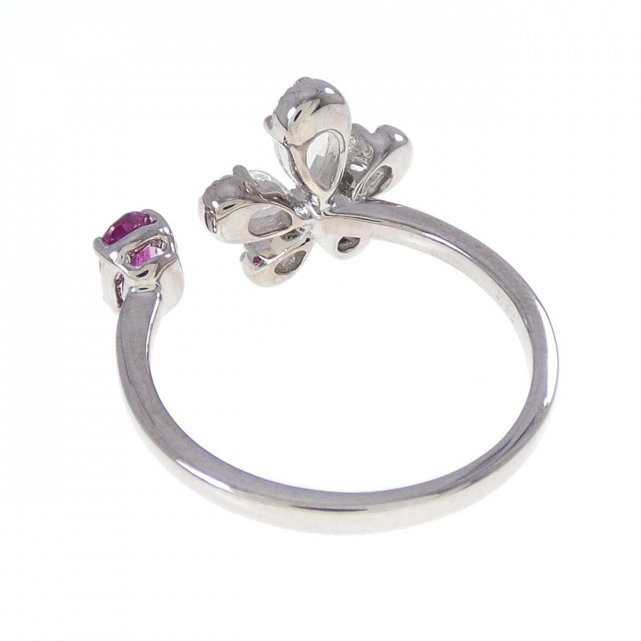 K18WG フラワー ルビー リング 0.30CT